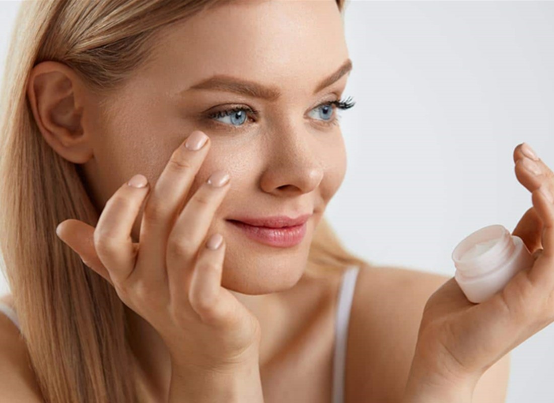 The Truth About Fashion And Beauty Eye Creams